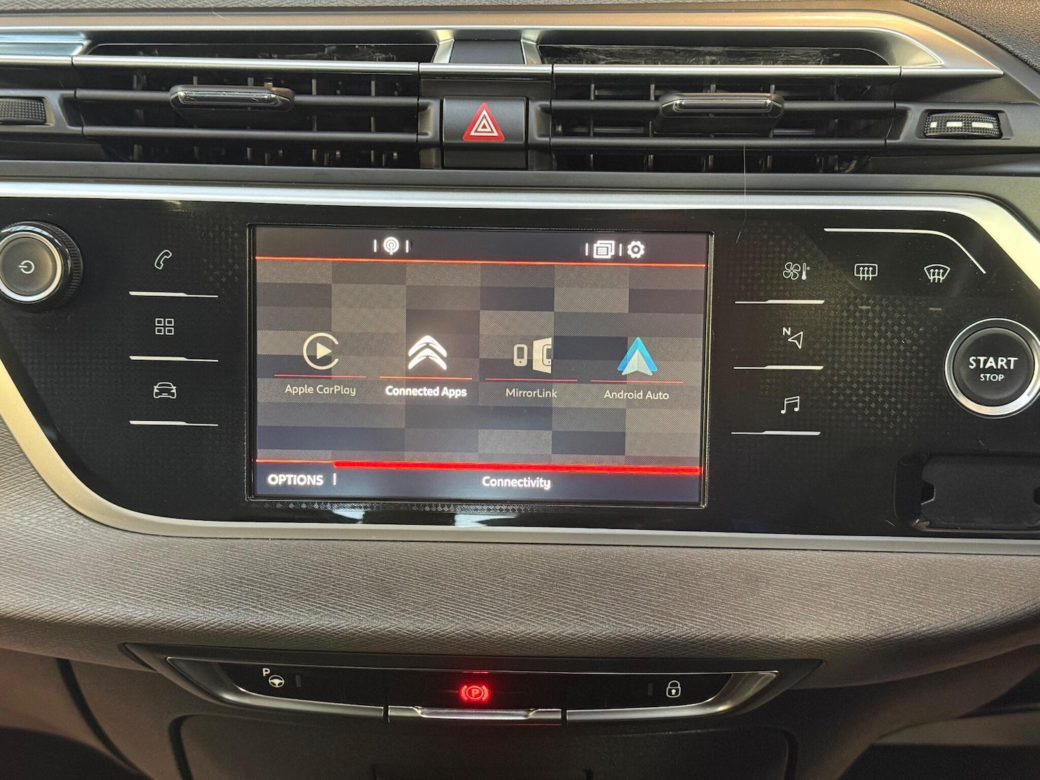 Used Citroen C4 Picasso 2018 for sale - 77115900: Photo 32