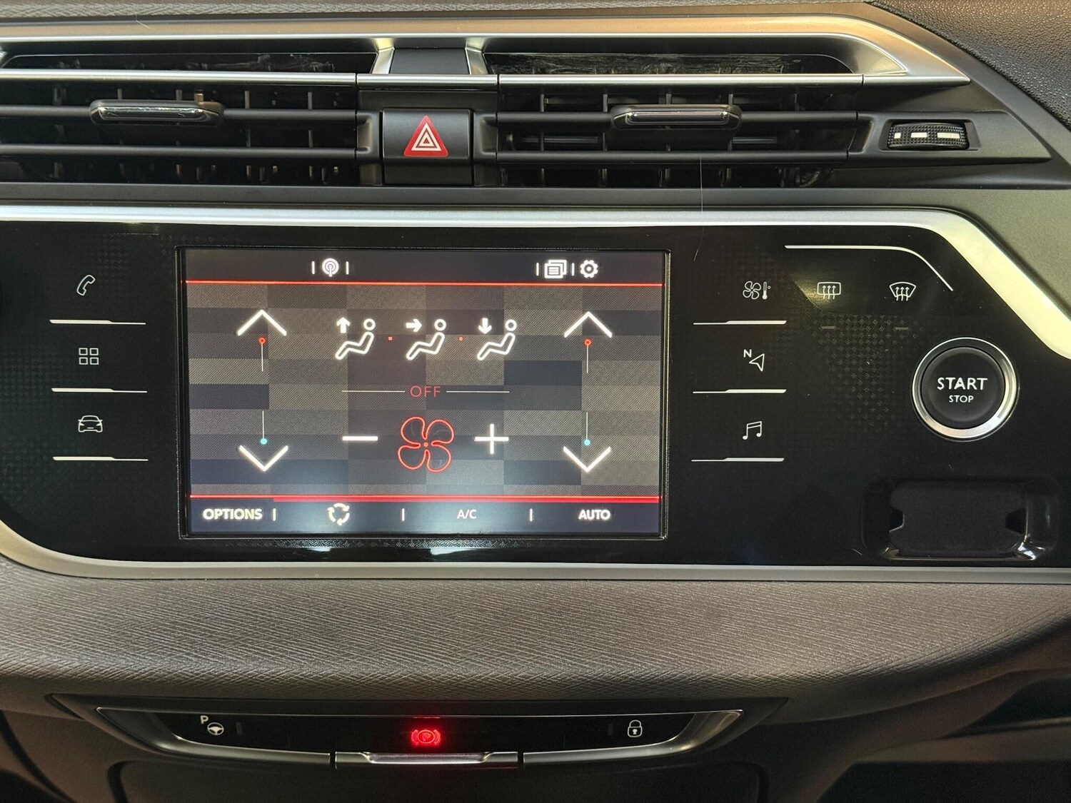 Used Citroen C4 Picasso 2018 for sale - 77115900: Photo 35