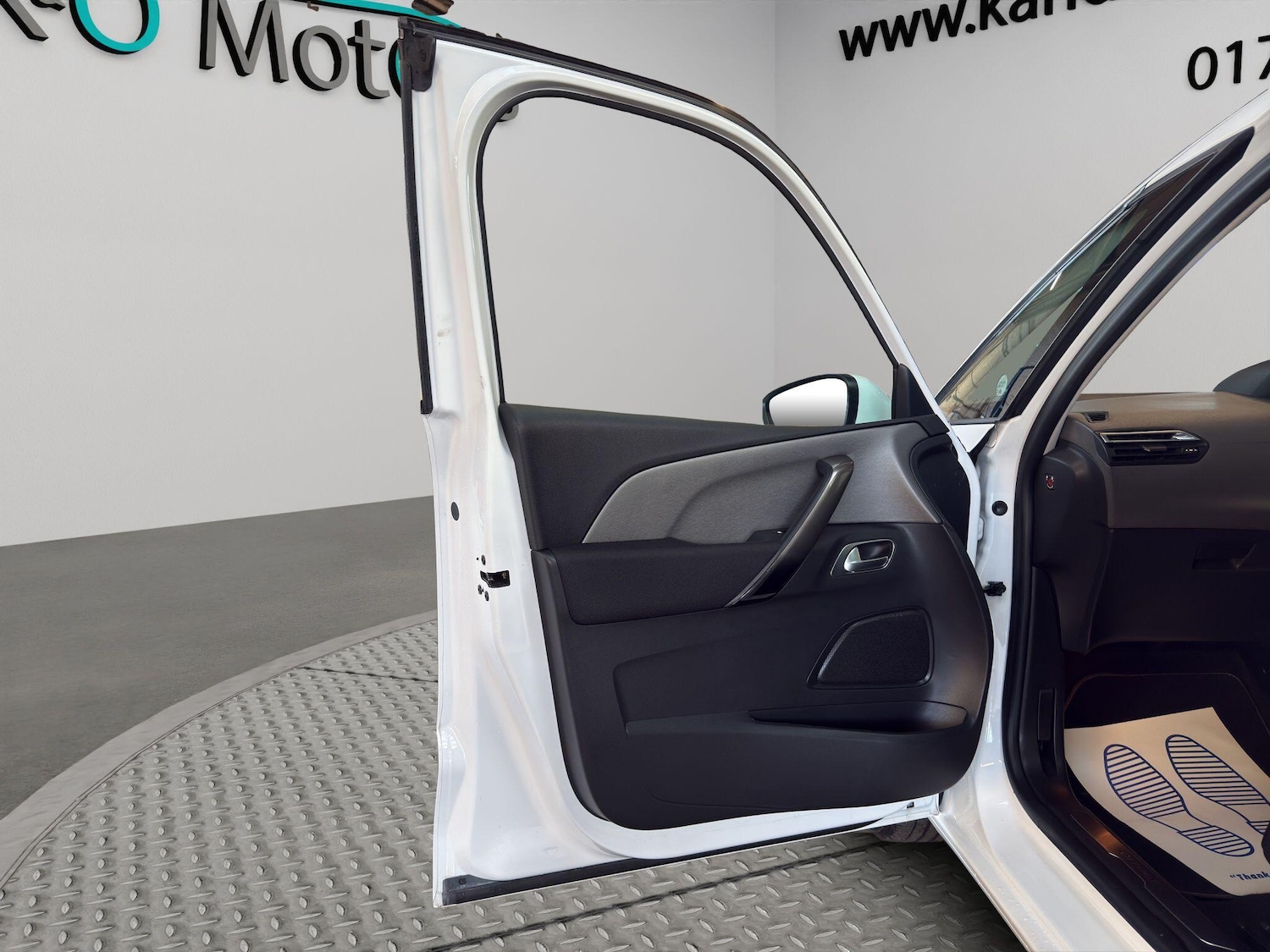 Used Citroen C4 Picasso 2018 for sale - 77115900: Photo 47