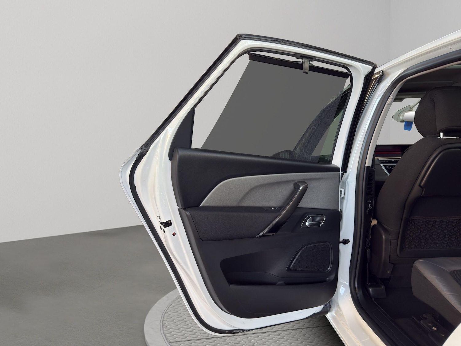 Used Citroen C4 Picasso 2018 for sale - 77115900: Photo 48