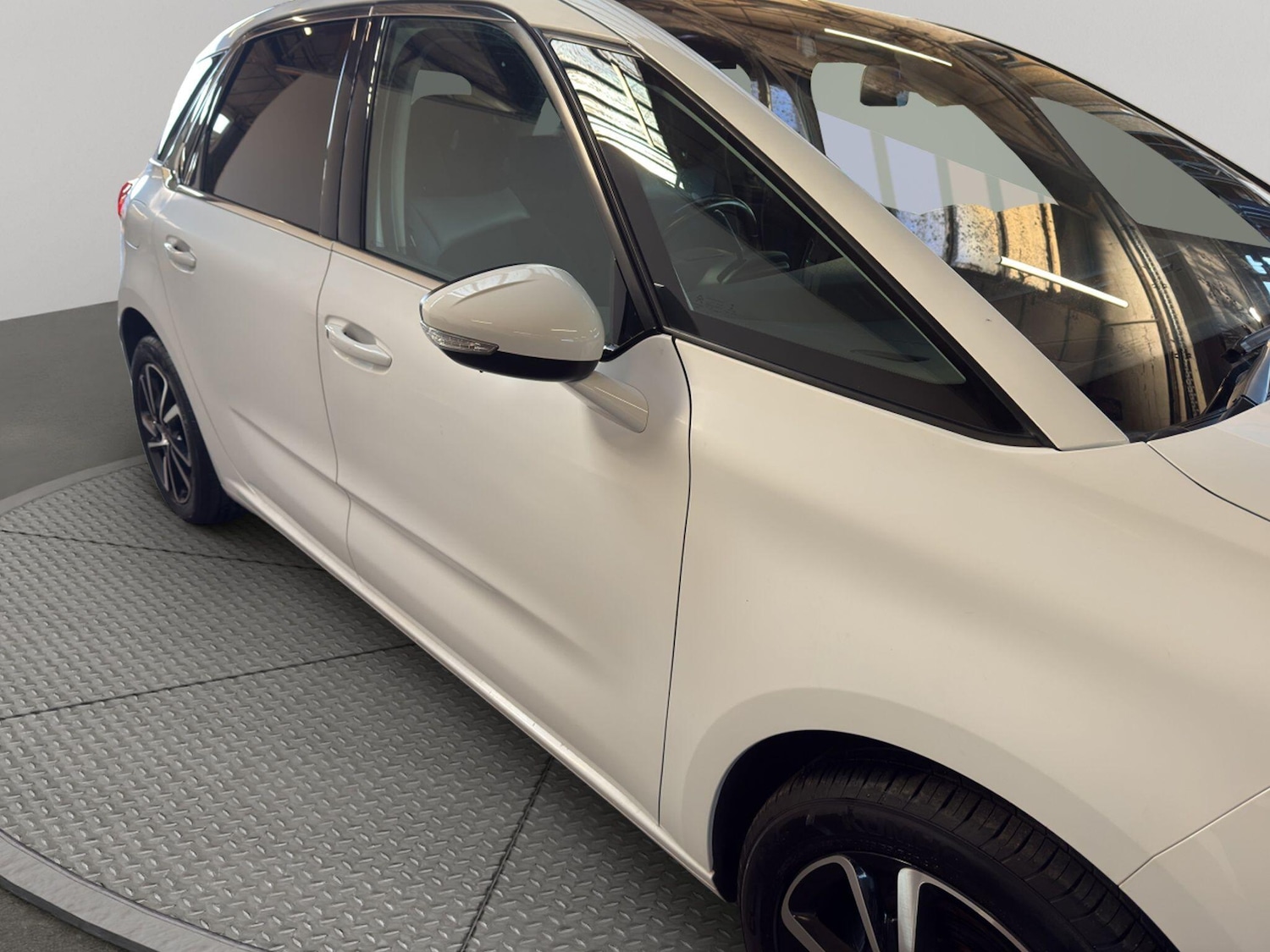 Used Citroen C4 Picasso 2018 for sale - 77115900: Photo 53