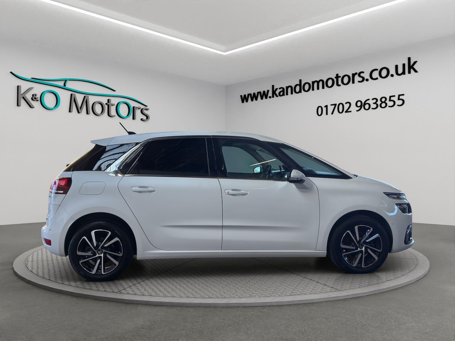 Used Citroen C4 Picasso 2018 for sale - 77115900: Photo 7