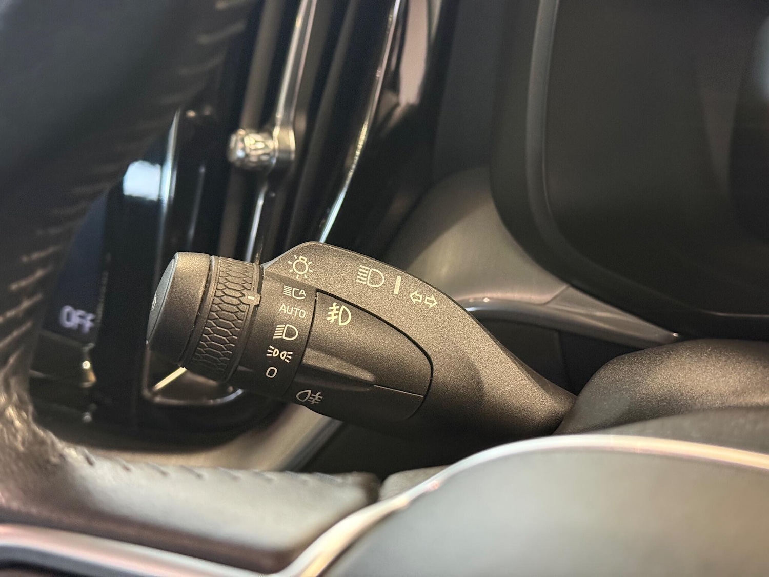 Used Volvo XC60 2018 for sale - 76701400: Photo 26