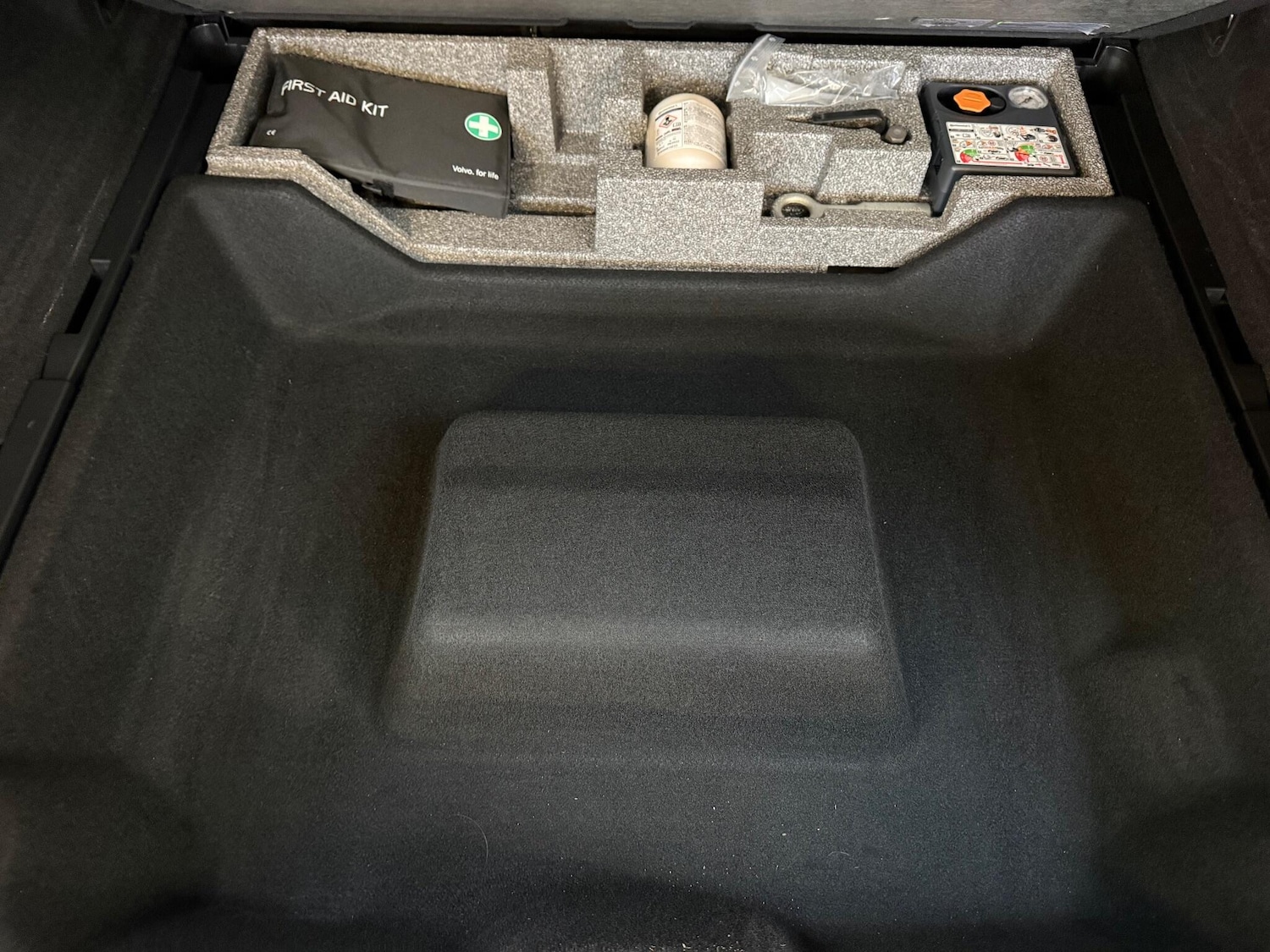 Used Volvo XC60 2018 for sale - 76701400: Photo 51