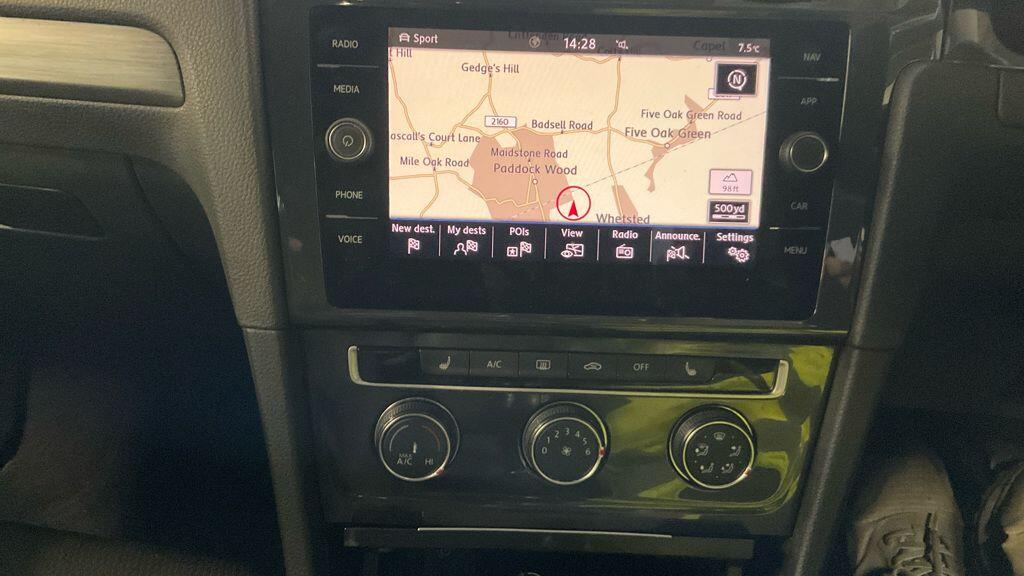 Used Volkswagen Golf 2019 for sale - 77120519: Photo 14