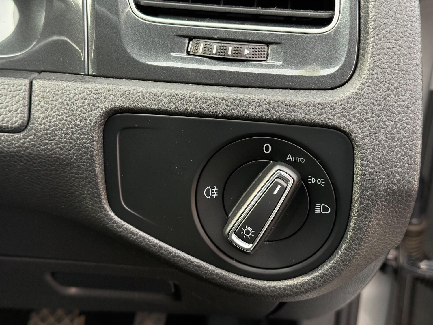 Used Volkswagen Golf 2019 for sale - 77120519: Photo 37