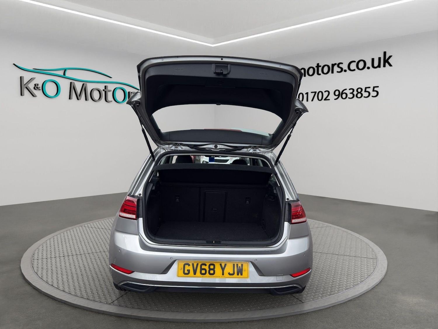 Used Volkswagen Golf 2019 for sale - 77120519: Photo 50