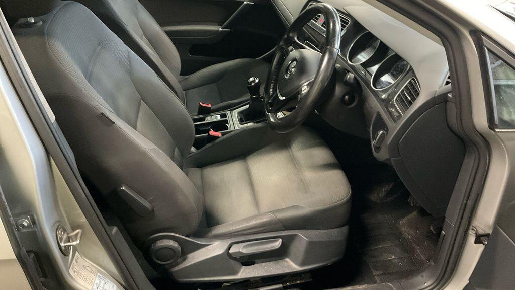 Used Volkswagen Golf 2019 for sale - 77120519: Photo 8