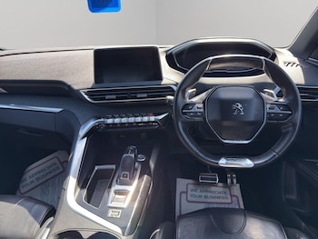 Used Peugeot 5008 2017 for sale - 78388324: Photo