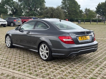 Used Mercedes-Benz C-Class 2013 for sale - 75334667: Photo