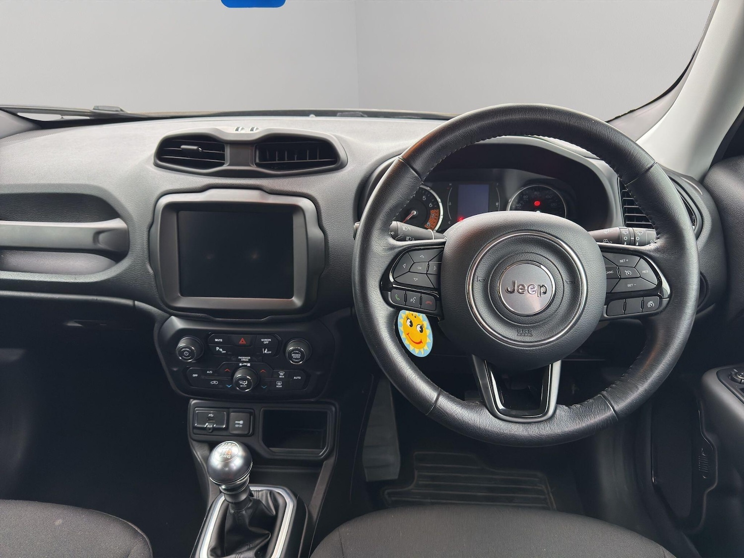 Used Jeep Renegade 2021 for sale - 77705235: Photo 2