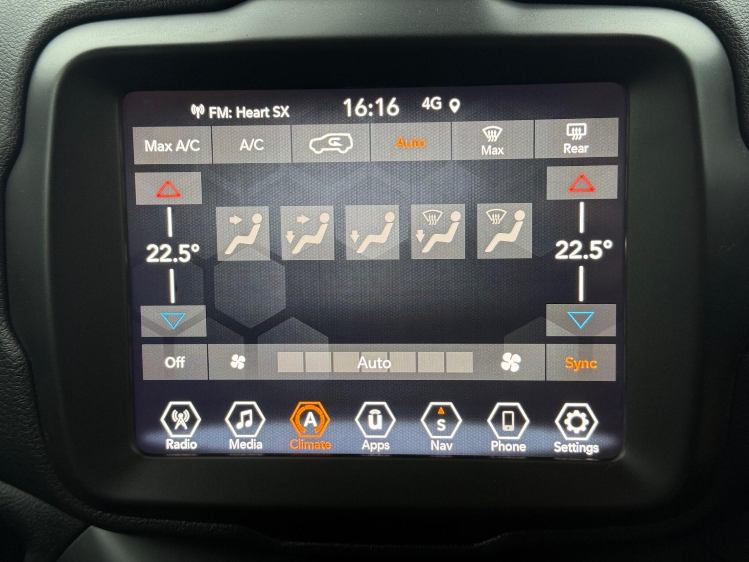 Used Jeep Renegade 2021 for sale - 77705235: Photo 33