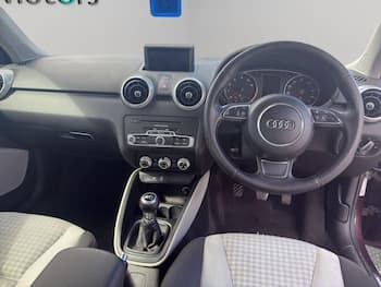 Used Audi A1 2011 for sale - 79756394: Photo