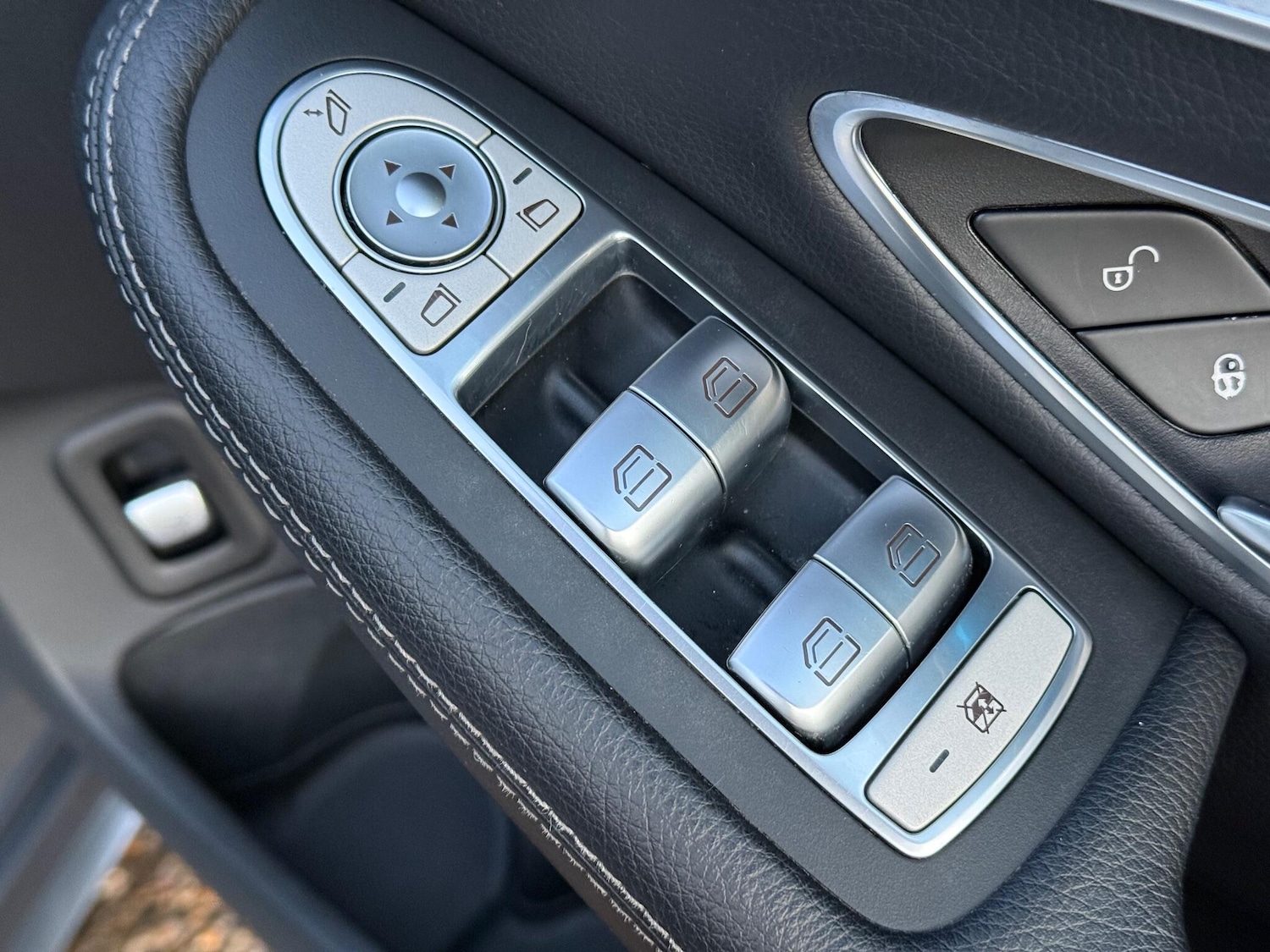 Used Mercedes-Benz C Class 2017 for sale - 76825011: Photo 43