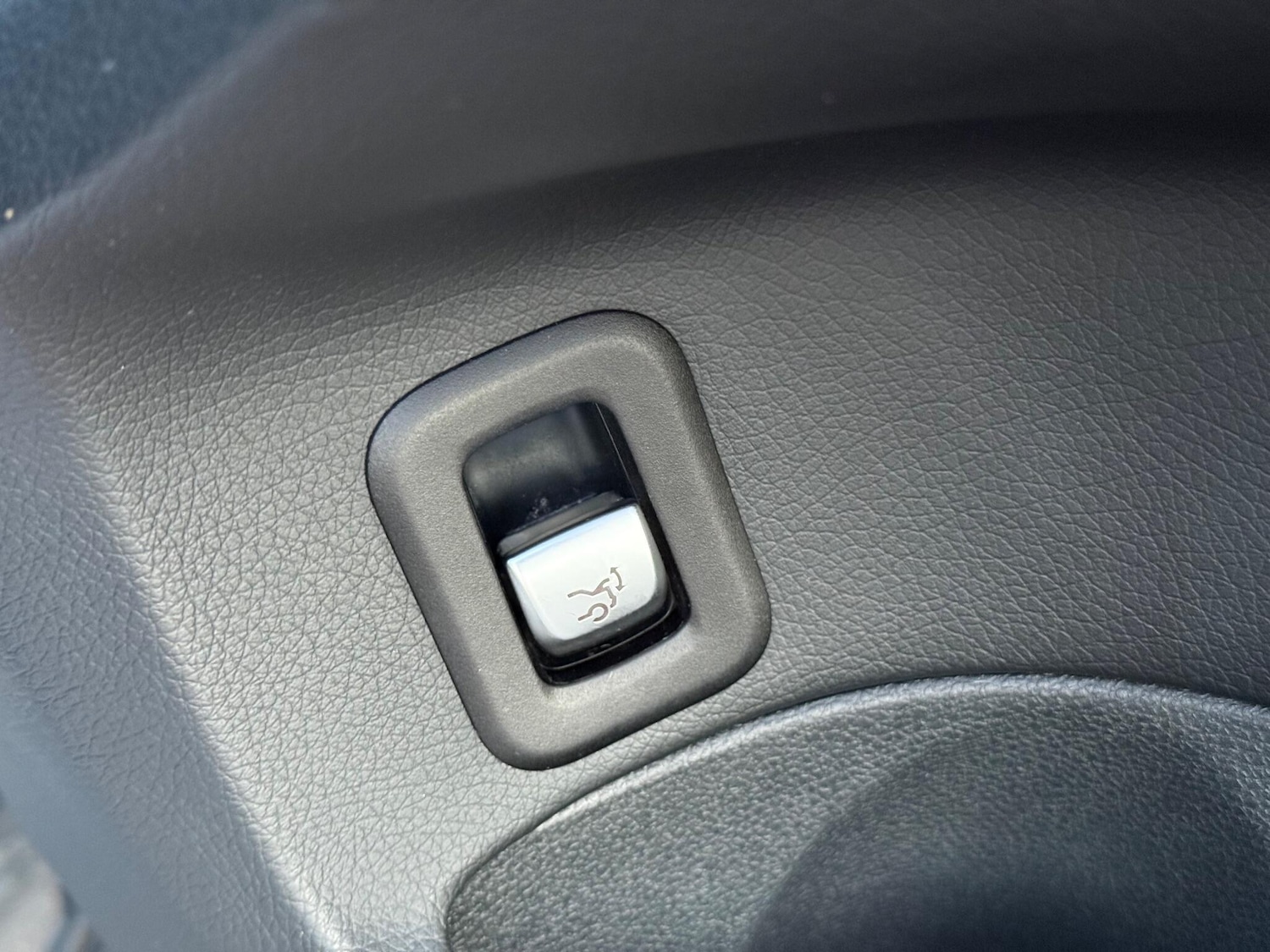 Used Mercedes-Benz C Class 2017 for sale - 76825011: Photo 45