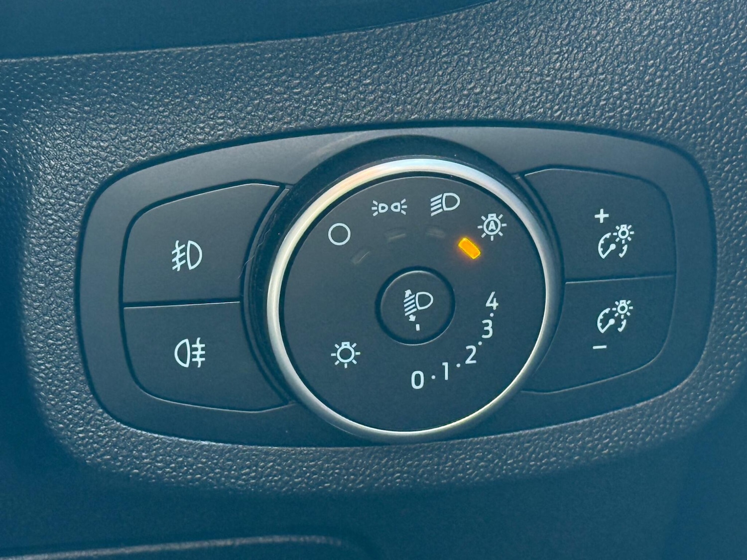 Used Ford Fiesta 2020 for sale - 75714343: Photo 35