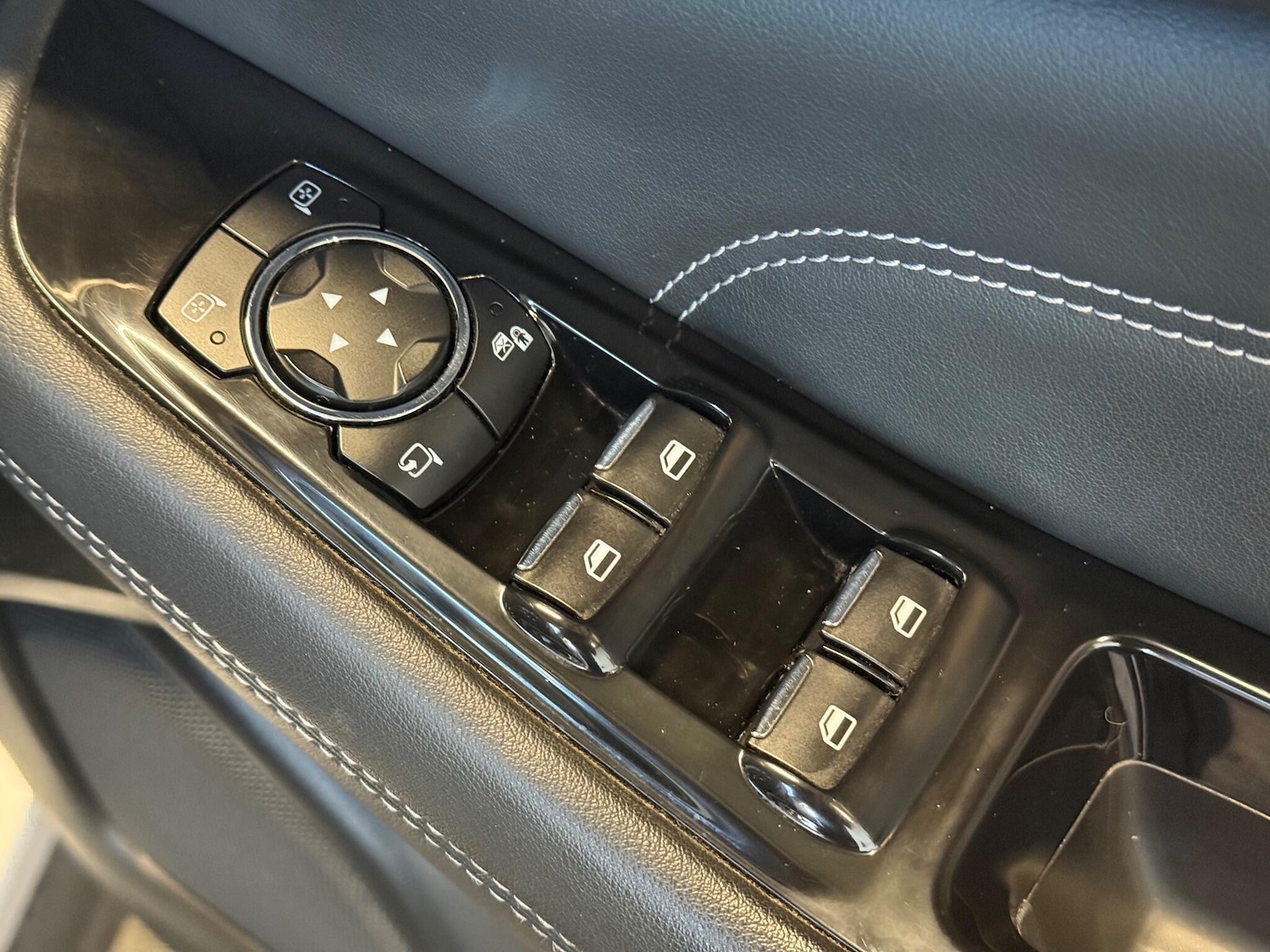 Used Ford Galaxy 2017 for sale - 77021251: Photo 43