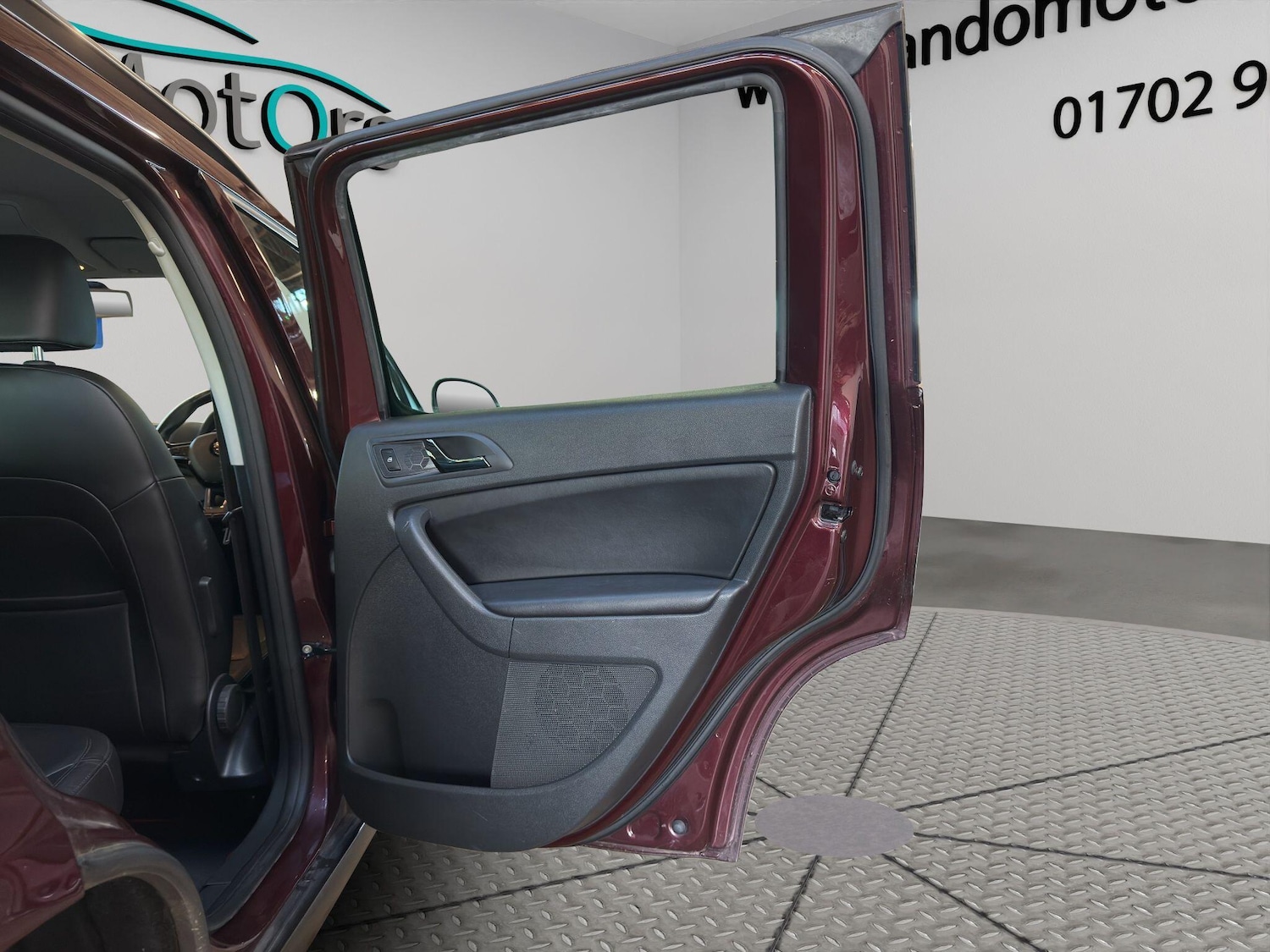 Used Skoda Yeti 2015 for sale - 77115918: Photo 48