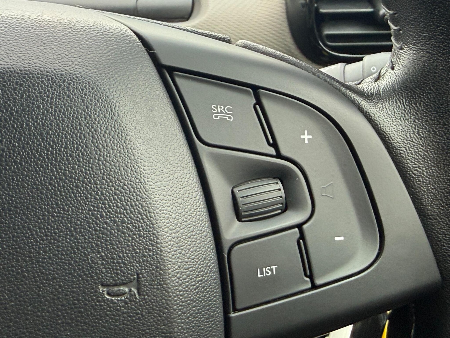 Used Citroen C4 Cactus 2015 for sale - 77524435: Photo 24