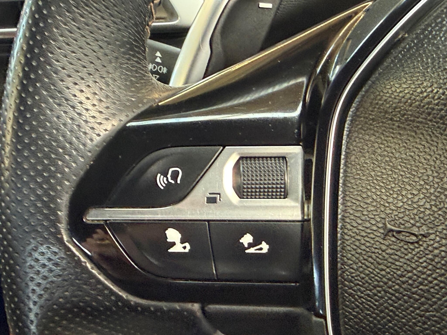 Used Peugeot 3008 2017 for sale - 78116089: Photo 22