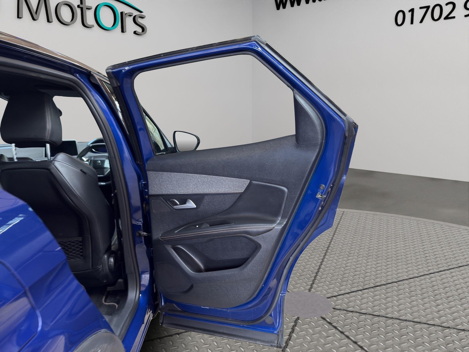 Used Peugeot 3008 2017 for sale - 78116089: Photo 43