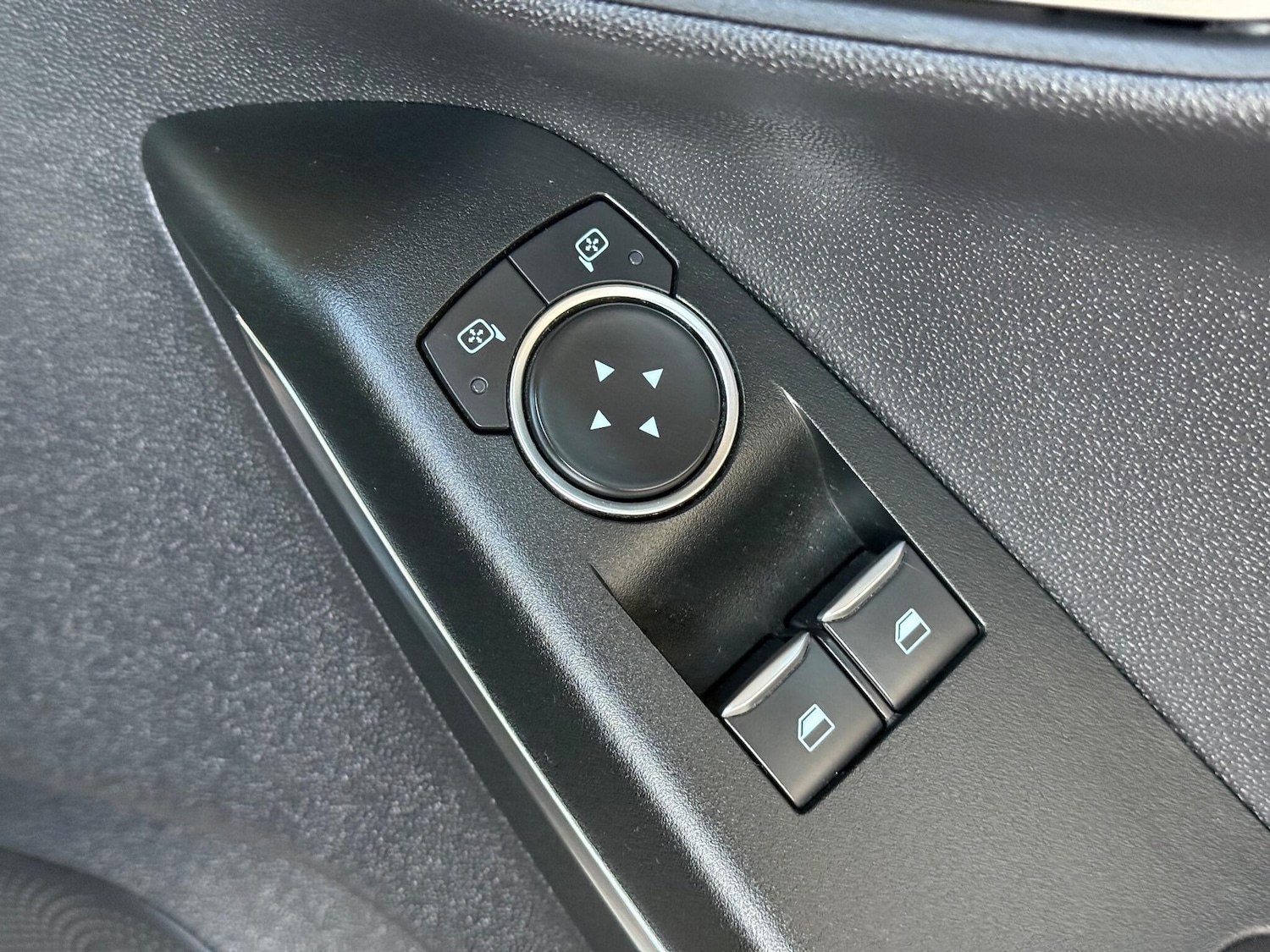 Used Ford Fiesta 2020 for sale - 77115902: Photo 39