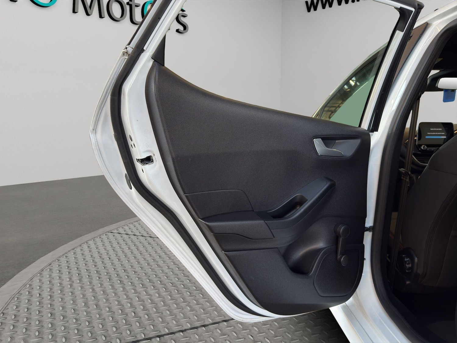 Used Ford Fiesta 2020 for sale - 77115902: Photo 43