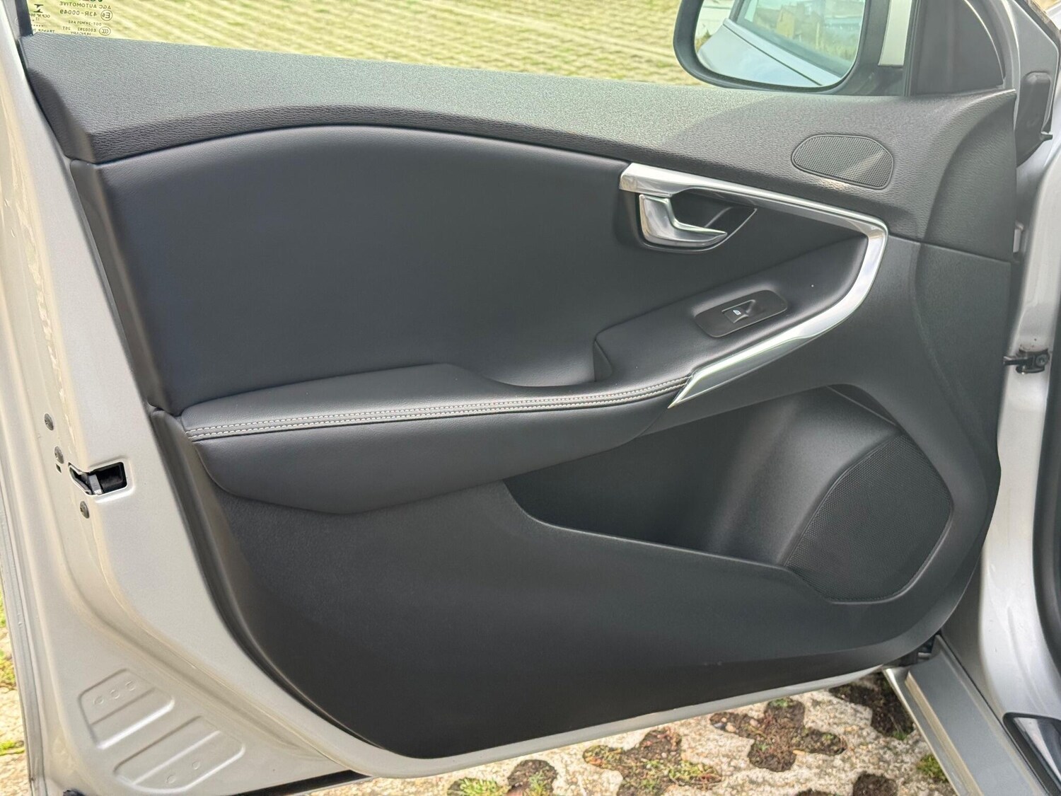 Used Volvo V40 2018 for sale - 76031973: Photo 40