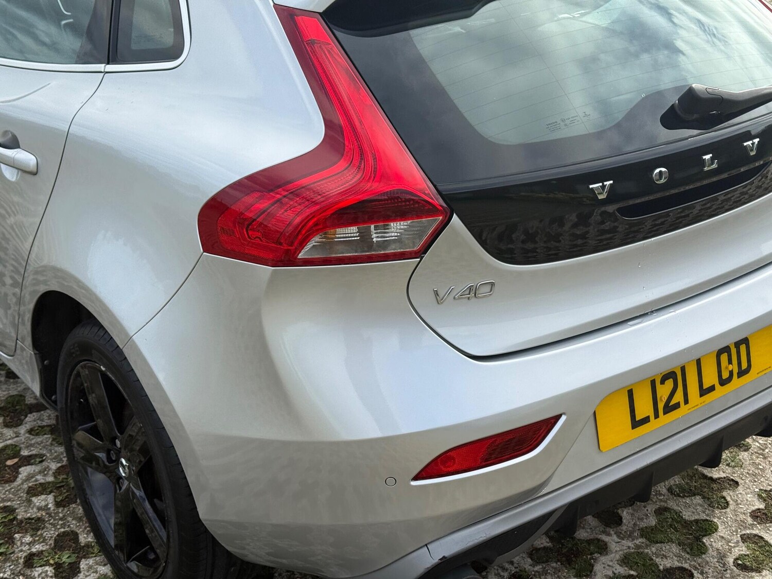 Used Volvo V40 2018 for sale - 76031973: Photo 42