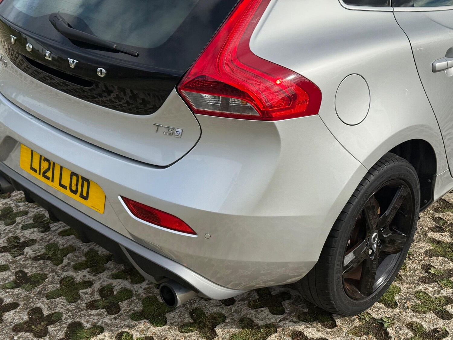 Used Volvo V40 2018 for sale - 76031973: Photo 43