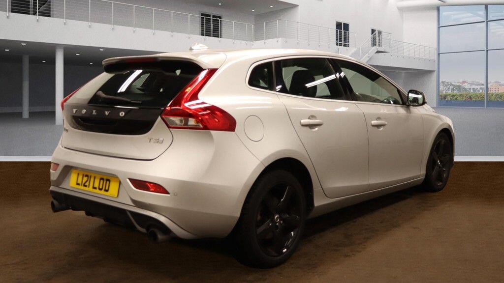 Used Volvo V40 2018 for sale - 76031973: Photo 5