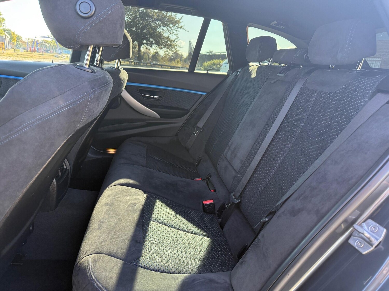 Used BMW 3 Series 2017 for sale - 76032619: Photo 17