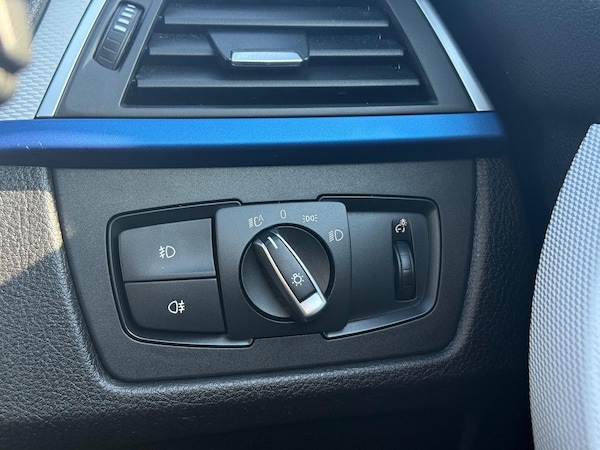 Used BMW 3 Series 2017 for sale - 76032619: Photo 36