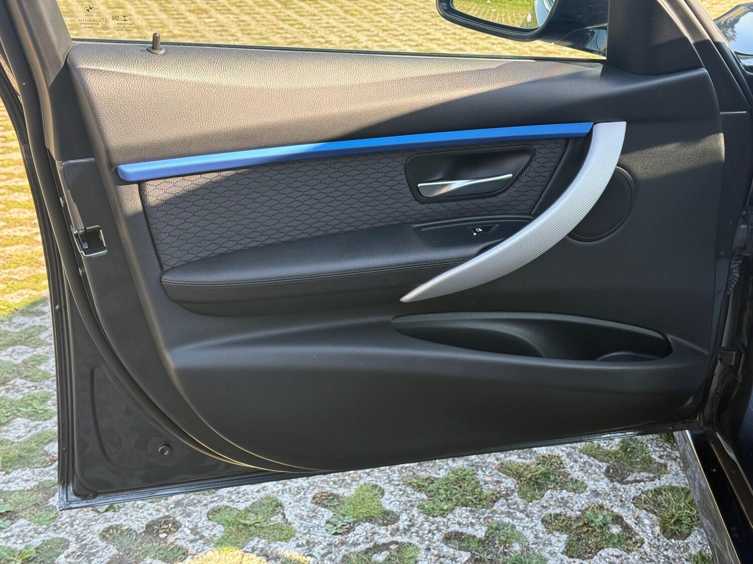 Used BMW 3 Series 2017 for sale - 76032619: Photo 42