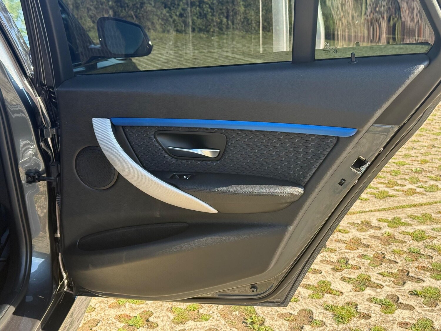 Used BMW 3 Series 2017 for sale - 76032619: Photo 46