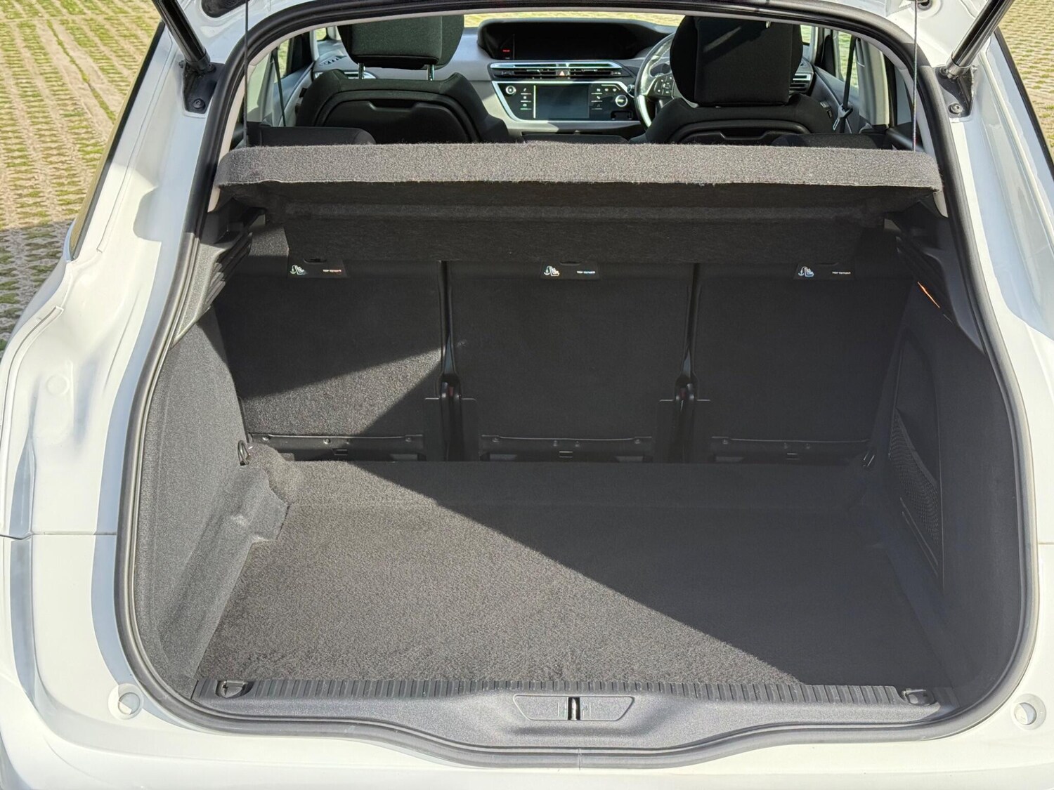 Used Citroen C4 Picasso 2018 for sale - 75915859: Photo 55
