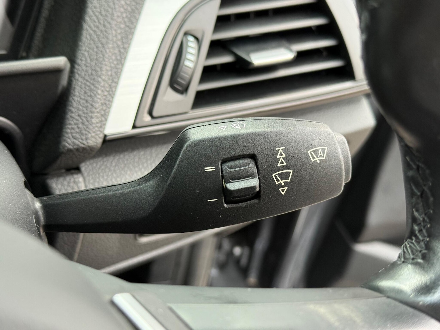 Used BMW 2 Series 2017 for sale - 77115896: Photo 27