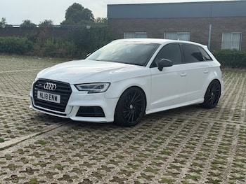 2018 (18) - 2.0 TFSI Black Edition Sportback S Tronic quattro Euro 6 (s/s) 5dr