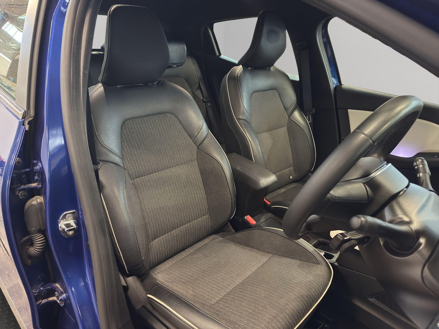 Used Renault Clio 2021 for sale - 77115897: Photo 12