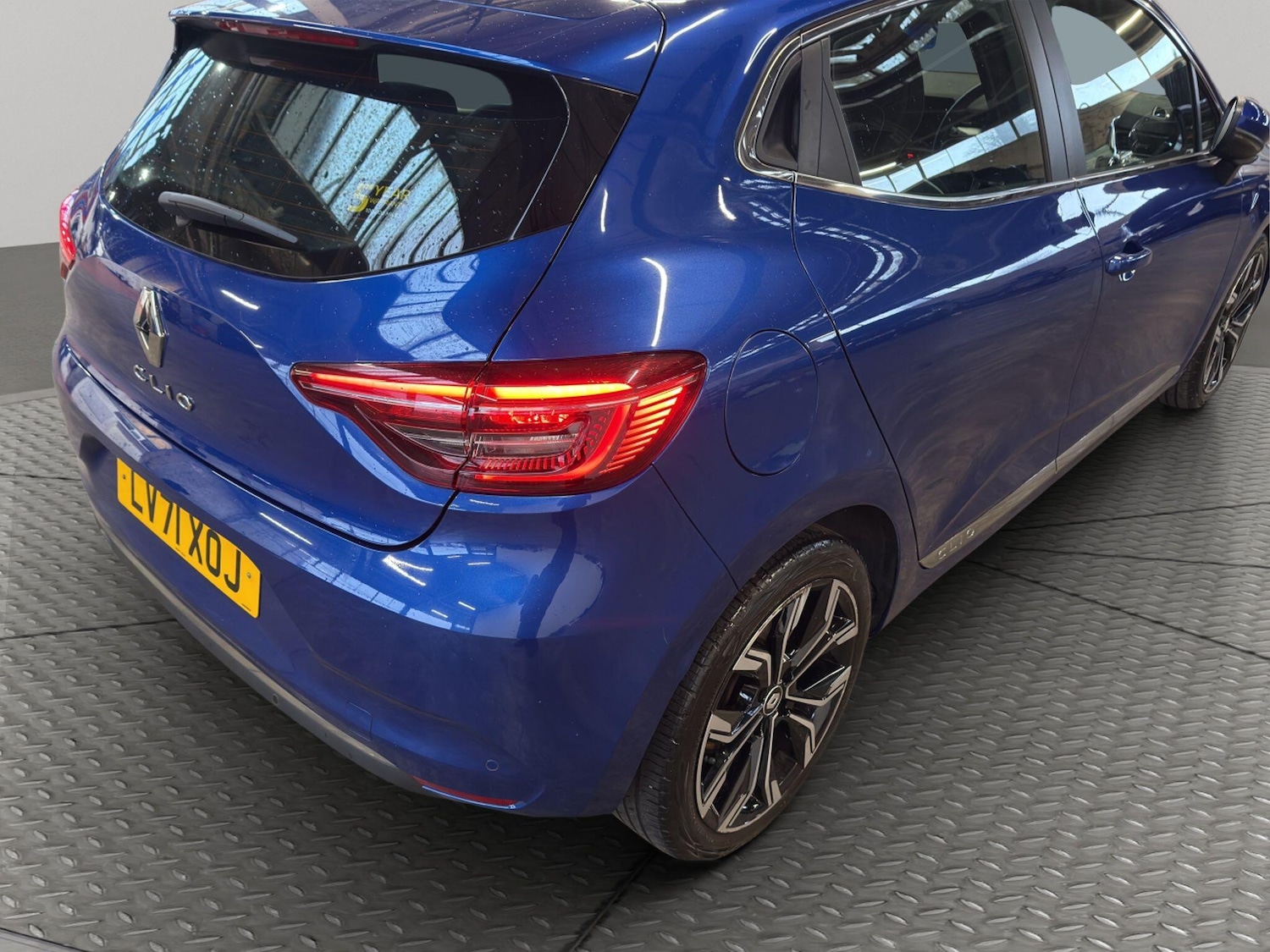 Used Renault Clio 2021 for sale - 77115897: Photo 42