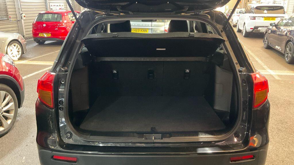 Used Suzuki Vitara 2017 for sale - 77330861: Photo 16