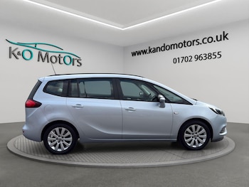 Used Vauxhall Zafira Tourer 2017 for sale - 79336673: Photo