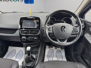 Used Renault Clio 2017 for sale - 79337178: Photo