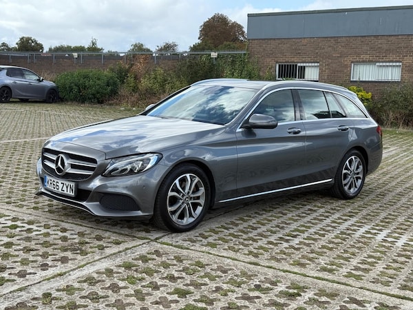 Used Mercedes-Benz C Class 2017 for sale - 75714380: Photo 1