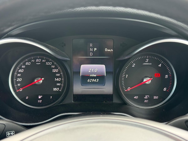 Used Mercedes-Benz C Class 2017 for sale - 75714380: Photo 32