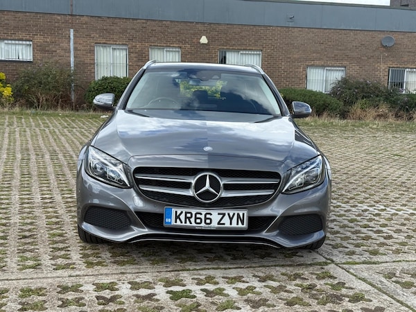 Used Mercedes-Benz C Class 2017 for sale - 75714380: Photo 8