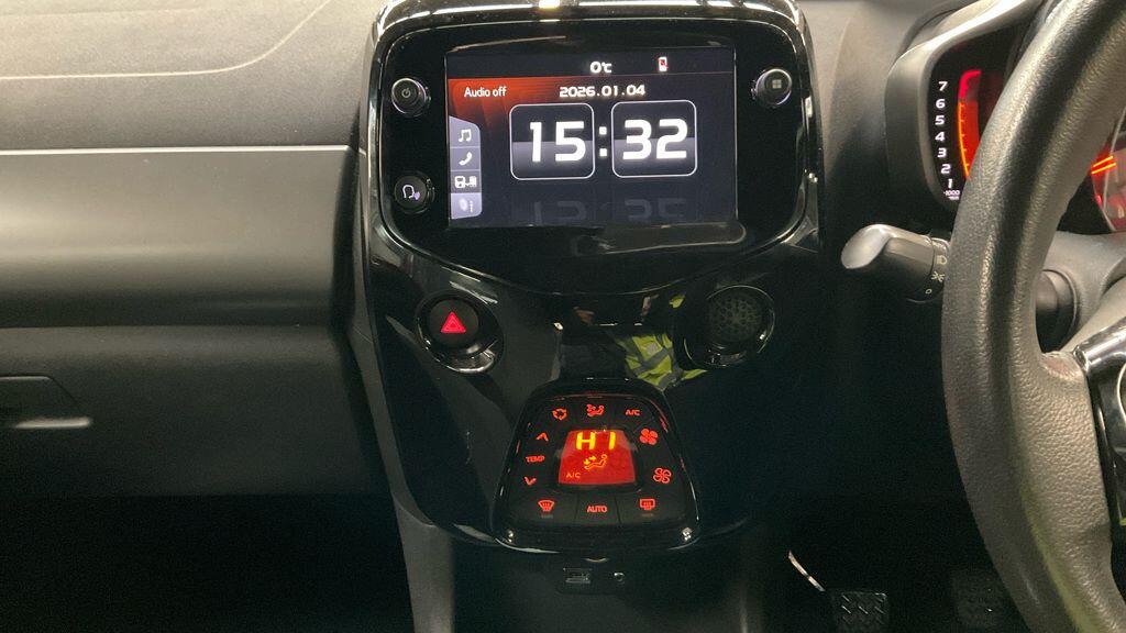 Used Toyota AYGO 2021 for sale - 77279686: Photo 12