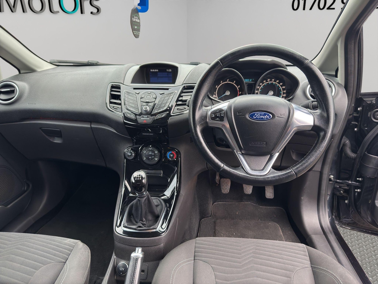 Used Ford Fiesta 2015 for sale - 77074156: Photo 2