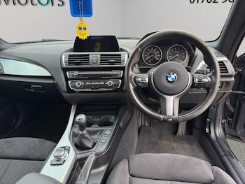 Used BMW 2 Series 2017 for sale - 77073864: Photo