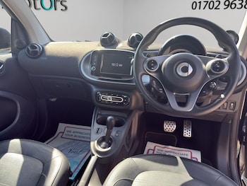 Used smart fortwo 2016 for sale - 78922315: Photo